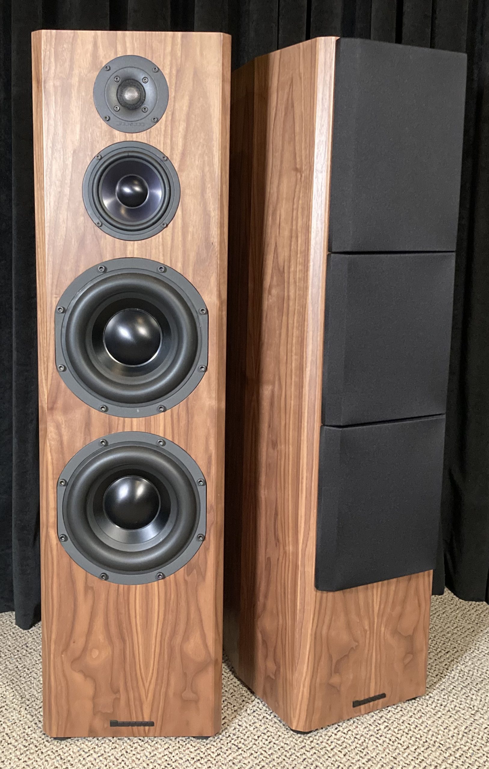 Bryston Middle T Speaker Walnut